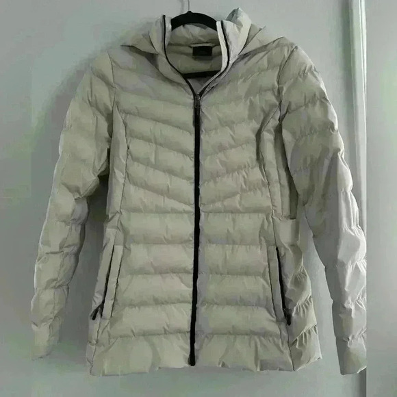 32 Degrees Lightweight Poly-Fill Chevron Jacket in Off White - Picture 1 of 2